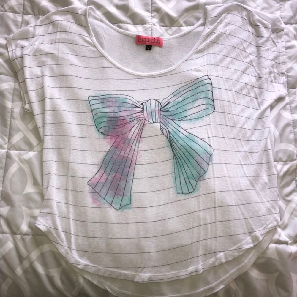 Cropped graphic blouse